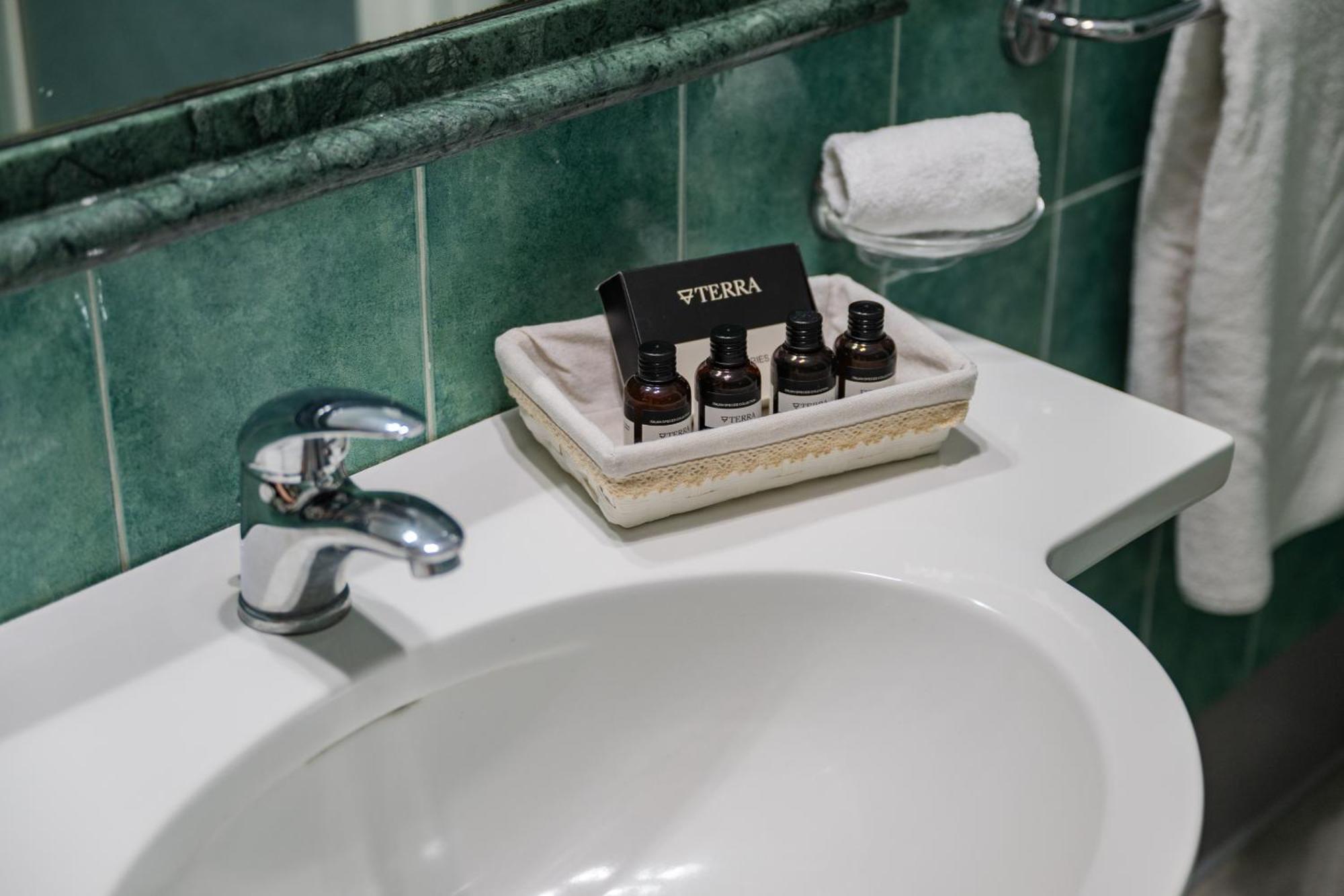タオルミーナ Casa Pertosa Bed & Breakfast 部屋 写真