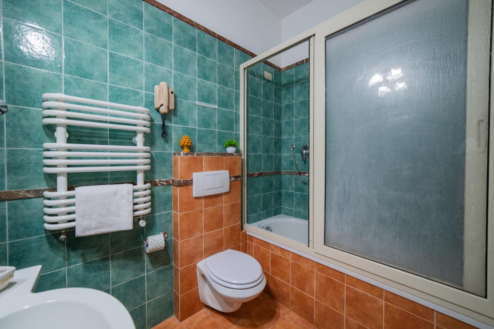 タオルミーナ Casa Pertosa Bed & Breakfast エクステリア 写真